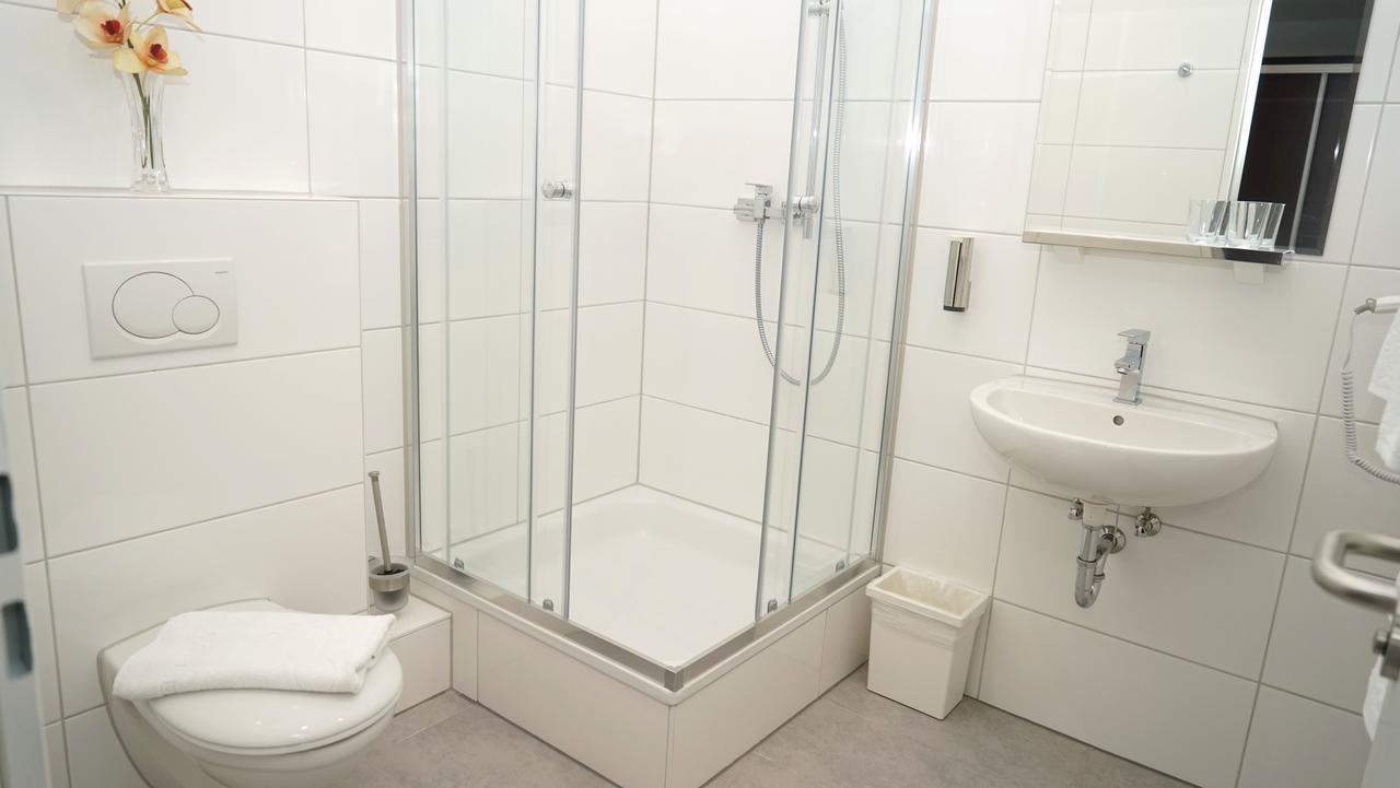Hotel Class Hamburg Bagian luar foto